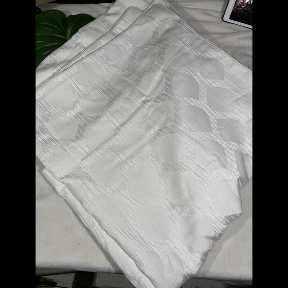 NIB Hotel Collection Olympia Full/Queen Duvet Cove - Picture 4 of 12